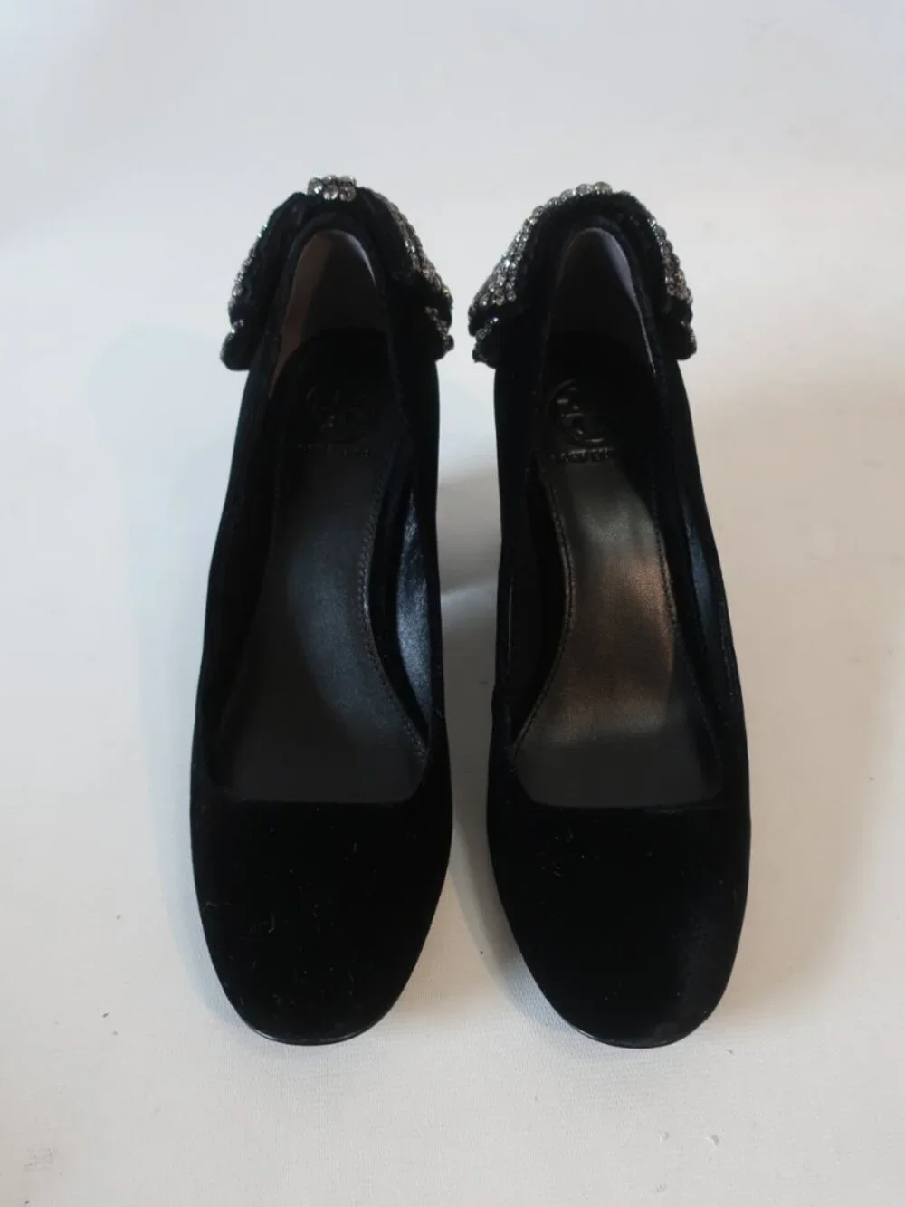 NWOB Womens Tory Burch Black Josephine Velvet Rhinestone Bow Pumps 5.5